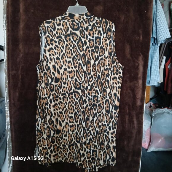 Animal print long large sleeveless cardigan, soft material with 2 front pockets - Picture 3 of 6